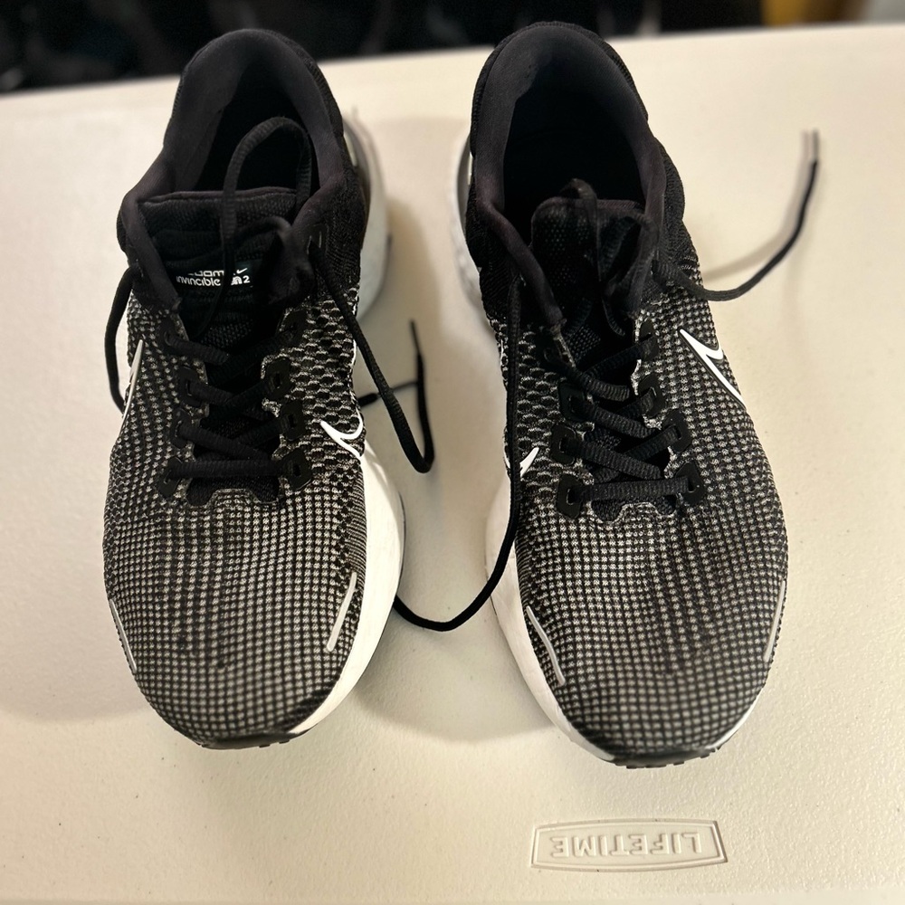 NIKE Zoom X